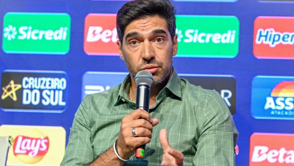Abel pede menos afobação aos jogadores do Palmeiras após derrota