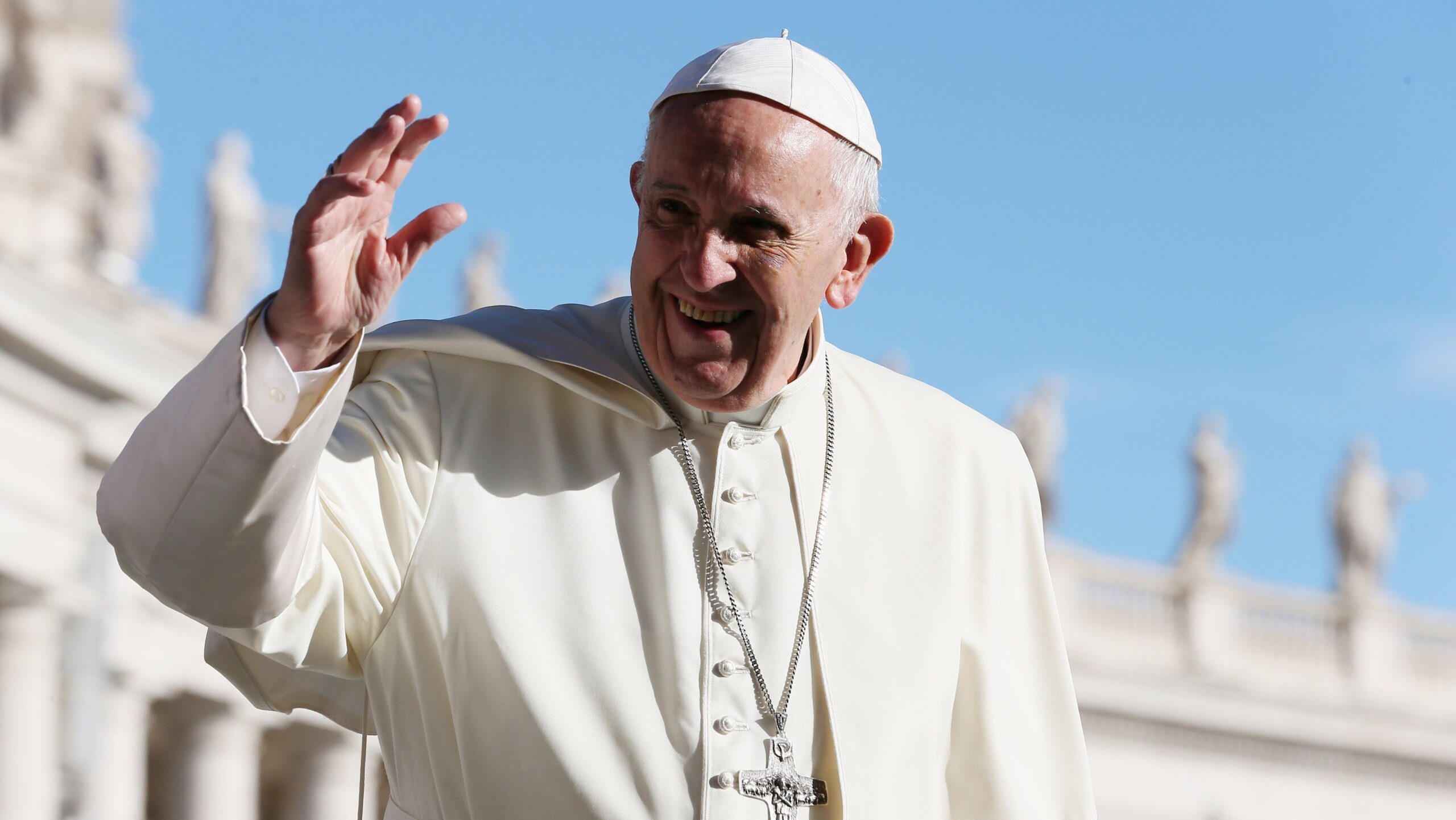 Clubes lamentam morte do papa Francisco; veja
