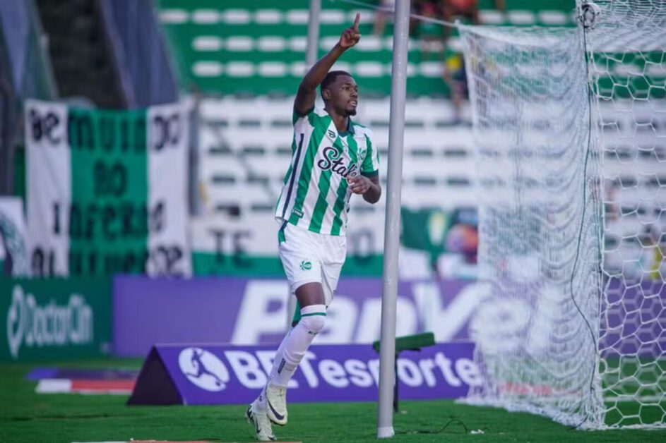 Botafogo avança na contratação de zagueiro do Juventude