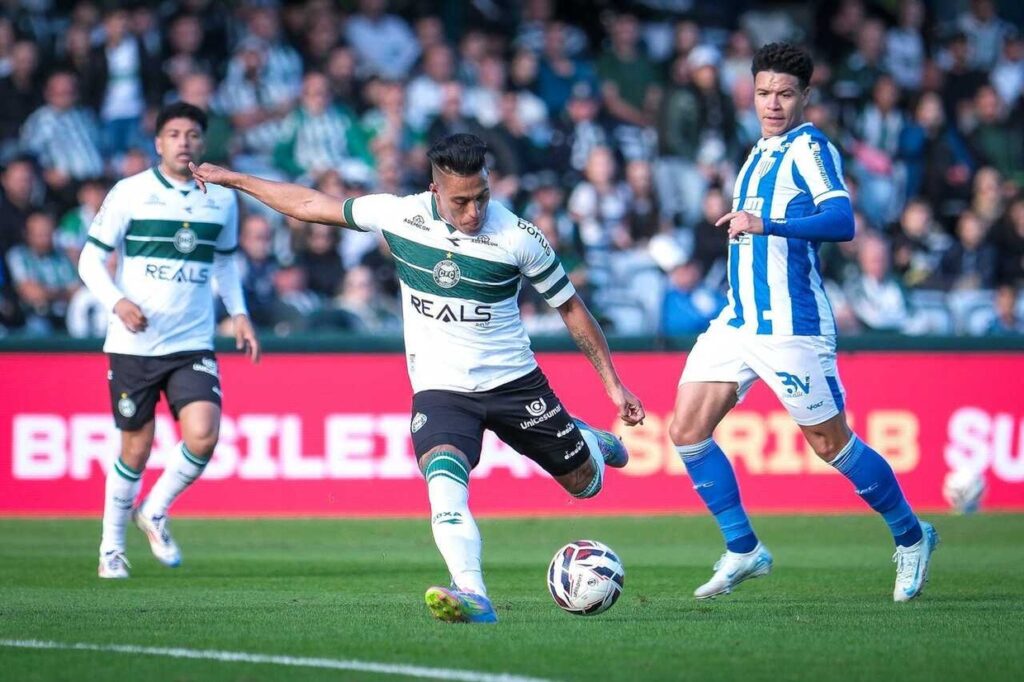 Coritiba leva a melhor em casa sobre o Avaí e assume vice-liderança da Série B