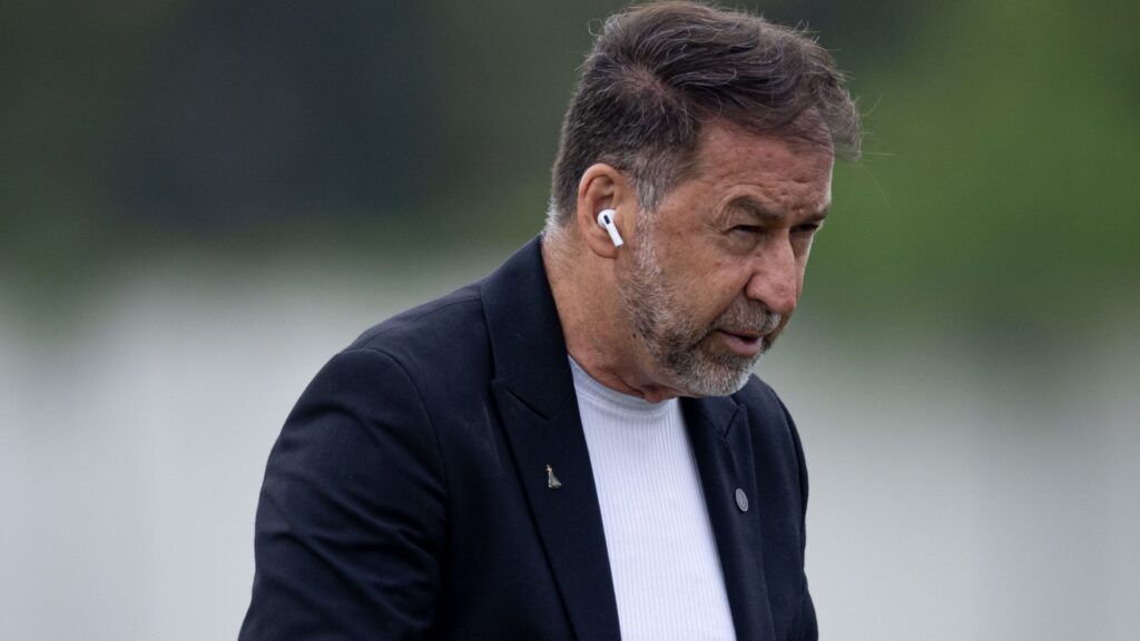 Jornalista abre o jogo sobre fase do Corinthians: “Coisas não estão legais“