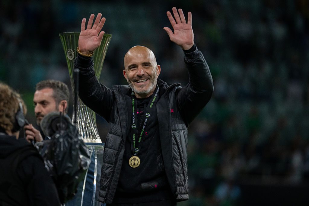 Técnicos italianos são responsáveis por metade dos títulos internacionais do Chelsea