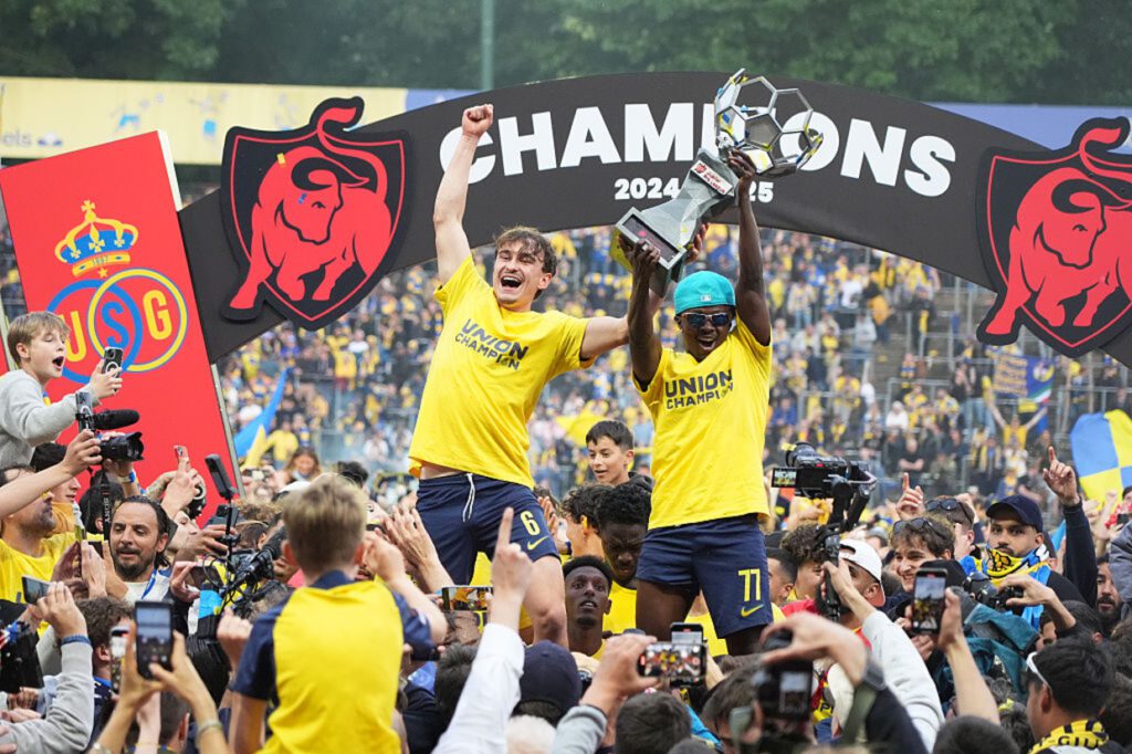 Time belga volta a ser campeão após 90 anos e vai estrear na Champions League