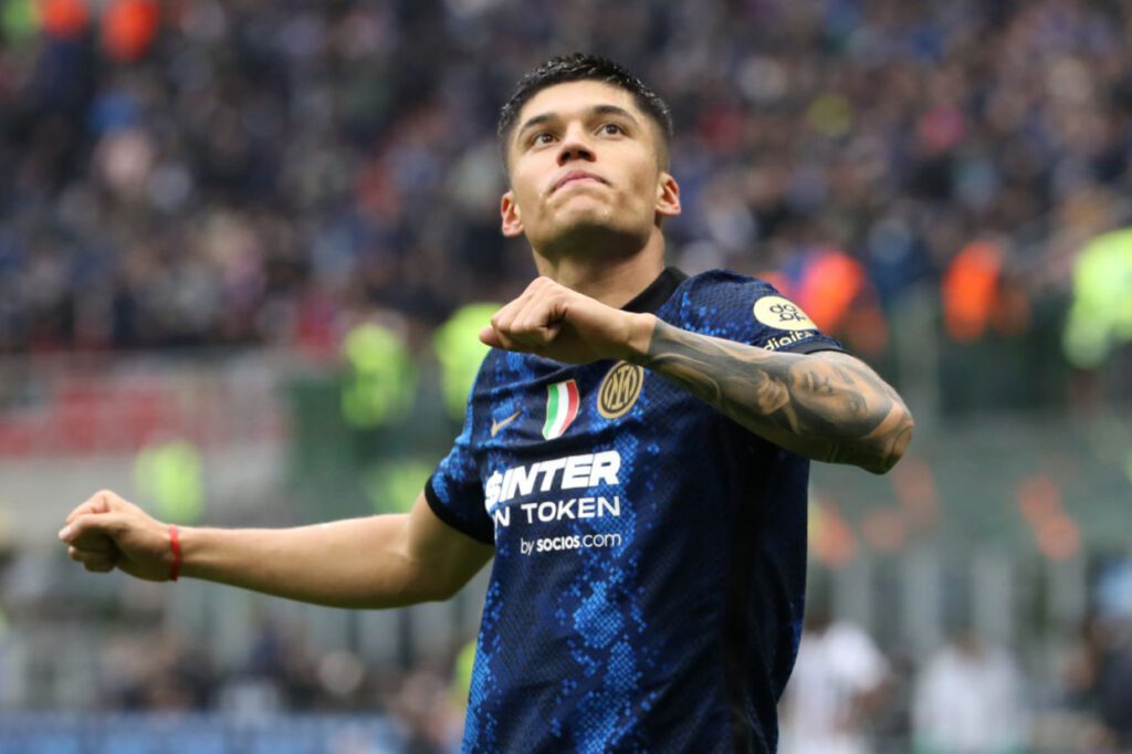 Botafogo acelera as negociações por atacante da Internazionale