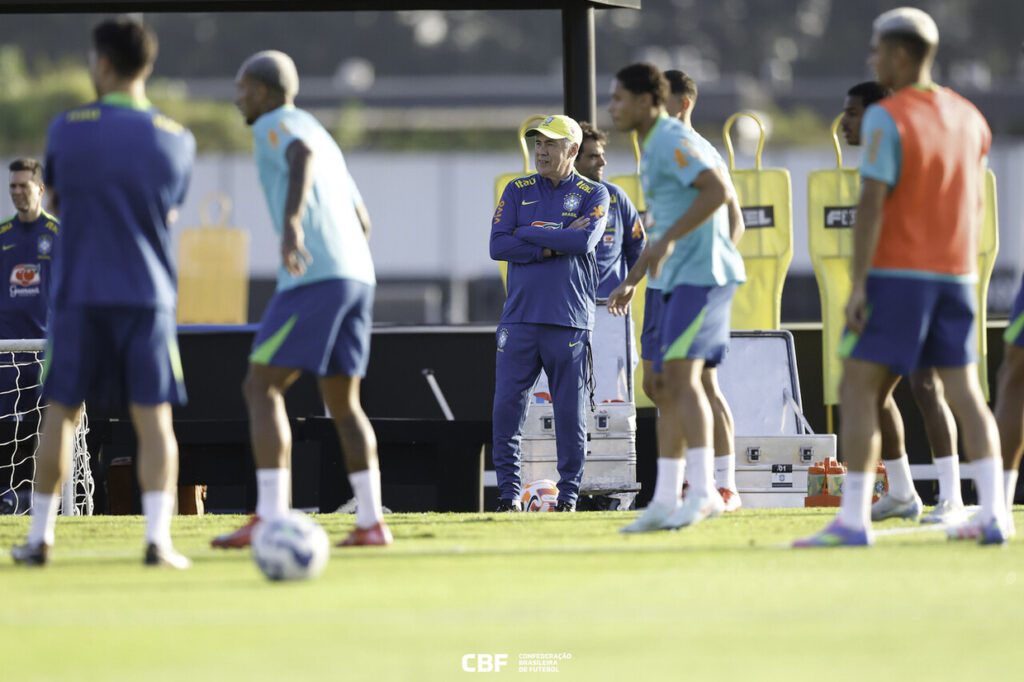 Carlo Ancelotti esboça primeira escalação da seleção brasileira