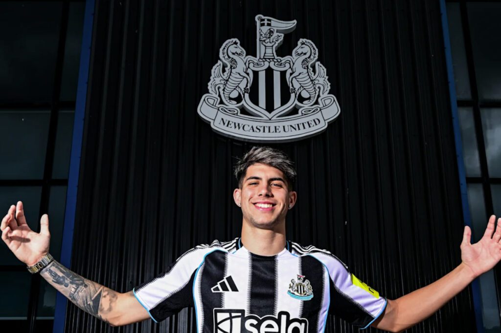 Promessa espanhola deixa o Málaga e ruma ao Newcastle
