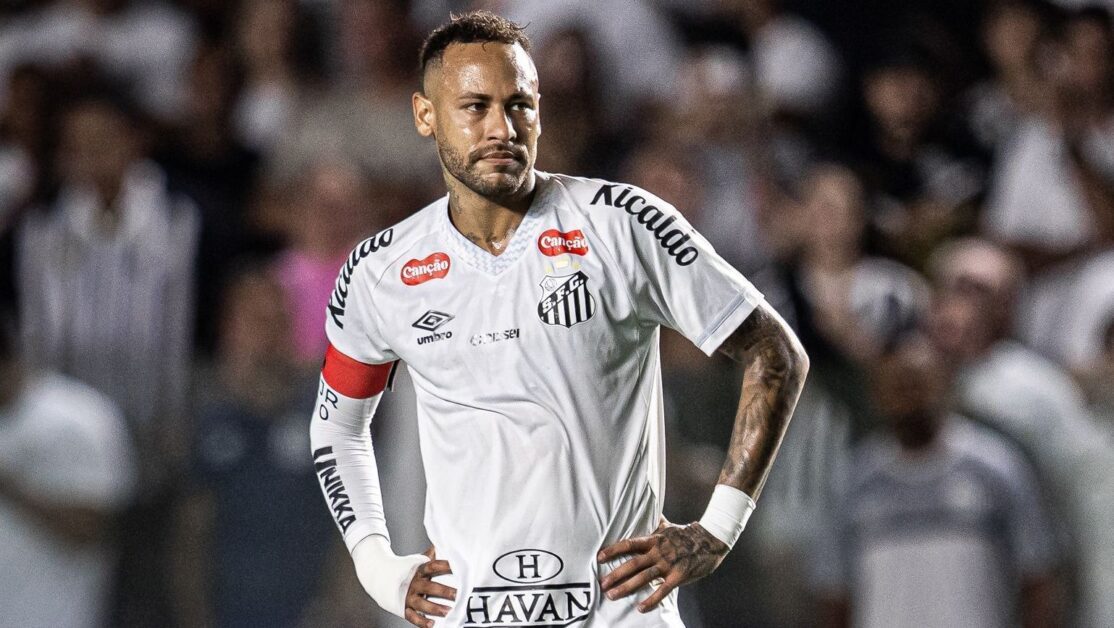 “Neymar começa a se poupar para evitar acidentes“, diz Michel Bastos