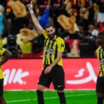 Sob o comando de Benzema, Al Ittihad vence o Qadisiyah e completa dobradinha saudita