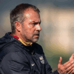 Flick é cauteloso ao falar sobre renovação com Barcelona: “Não é o momento“