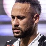 “Que desastre, Neymar“, diz jornal espanhol sobre passagem pelo Santos