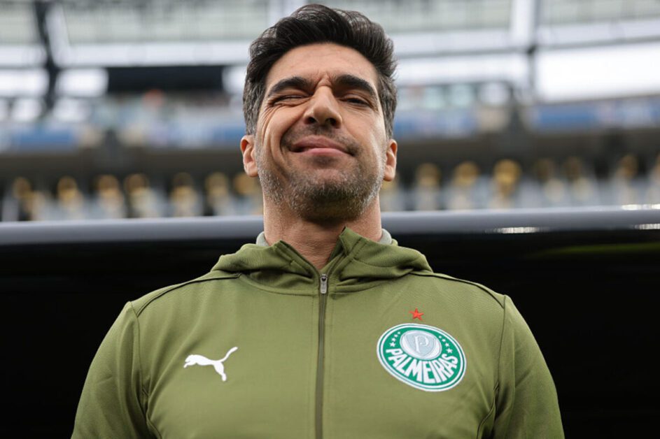 Abel analisa vitória sobre Al Ahly e comenta alterações 'vetadas' pelos auxiliares