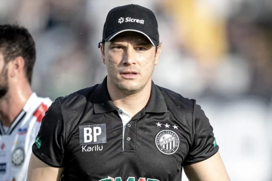 Bruno Pivetti não resiste a nova derrota e deixa o comando do Operário