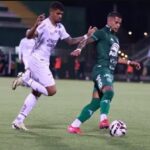 Com dois de Marcinho, Chapecoense castiga Ferroviária na Arena Condá