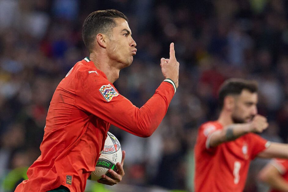 Cristiano Ronaldo faz história com primeiro gol em finais por Portugal