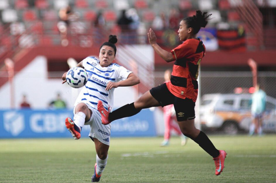 Cruzeiro e Sport empatam em duelo de opostos