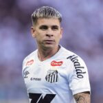 Fluminense negocia com Soteldo, do Santos, para disputa do Mundial
