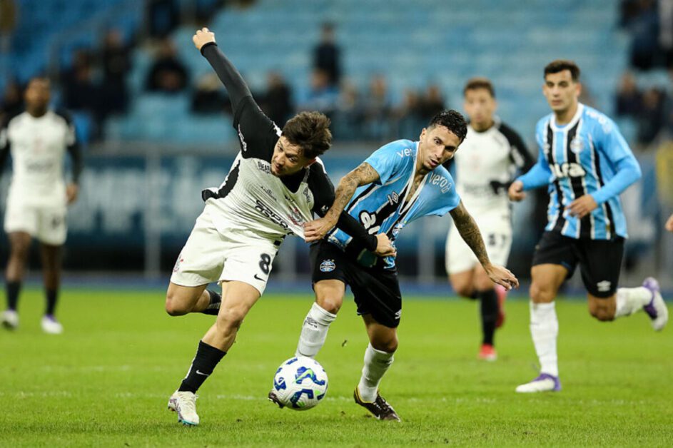 Grêmio e Corinthians empatam antes da paralisação do Brasileirão
