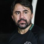 Lanterna na segundona, Paysandu demite técnico