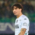 Napoli anuncia contratação de jovem defensor