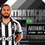 Oficial: Arthur Cabral assina com o Botafogo até 2028