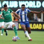 Palmeiras é melhor, pressiona, mas não sai do zero com Porto na estreia do Mundial