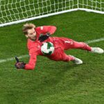 Reserva de Alisson troca o Liverpool pelo Brentford