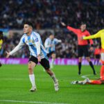 Valente Argentina arranca empate e adia classificação da Colômbia