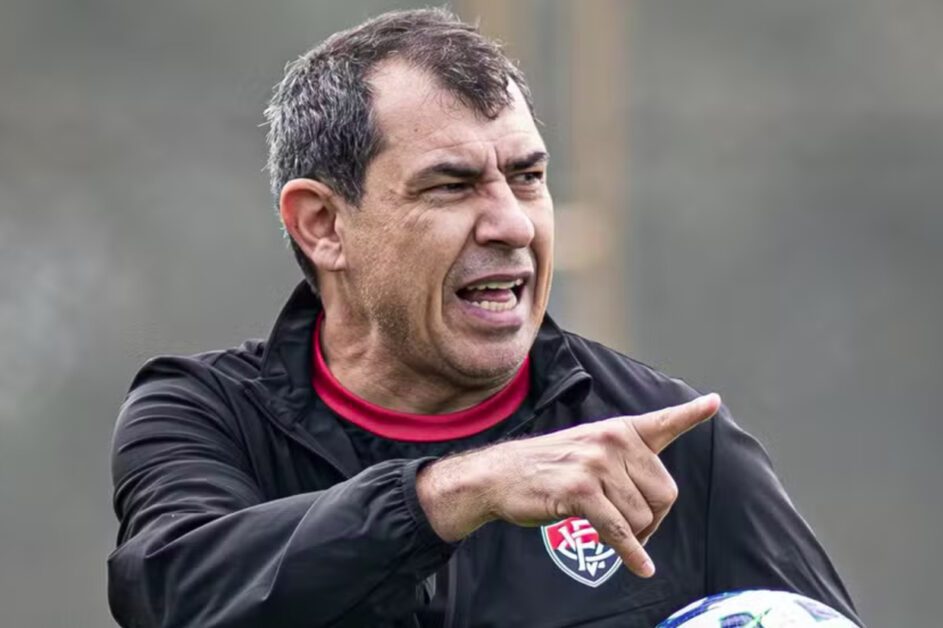 Após massacre, Vitória anuncia a demissão de Fábio Carille