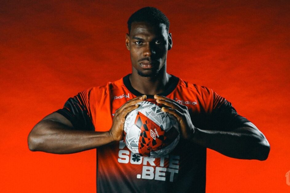 Athletico traz reforço da MLS