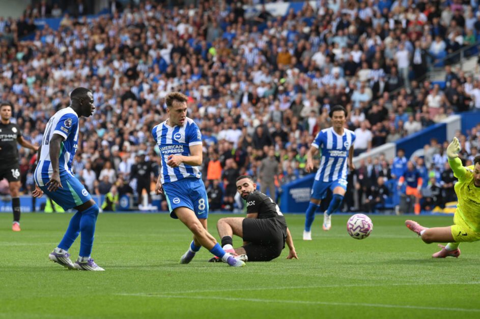 Brighton castiga no fim e impõe segunda derrota consecutiva ao City no Inglês