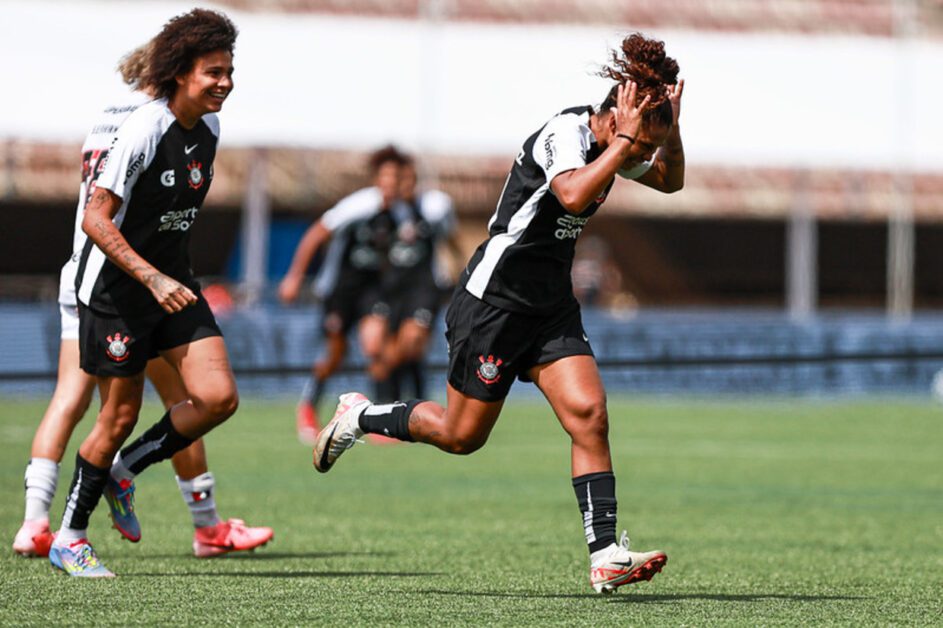 Corinthians vence São Paulo no Pacaembu e se aproxima da final do Brasileirão Feminino