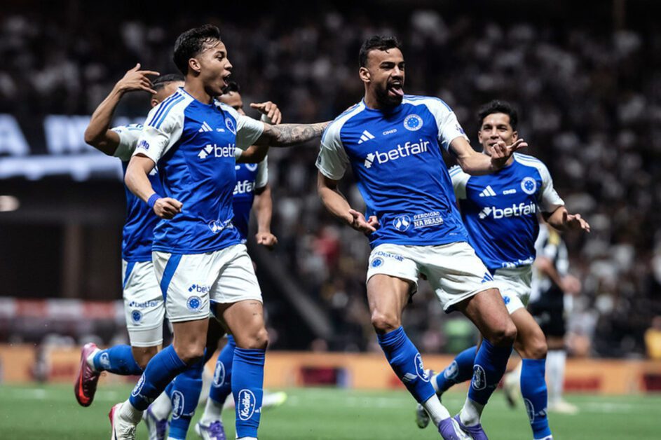 Cruzeiro é letal, bate Atlético na Arena MRV e abre grande vantagem na Copa do Brasil