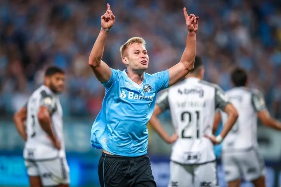 Grêmio empresta Ronald ao Atlético Goianiense