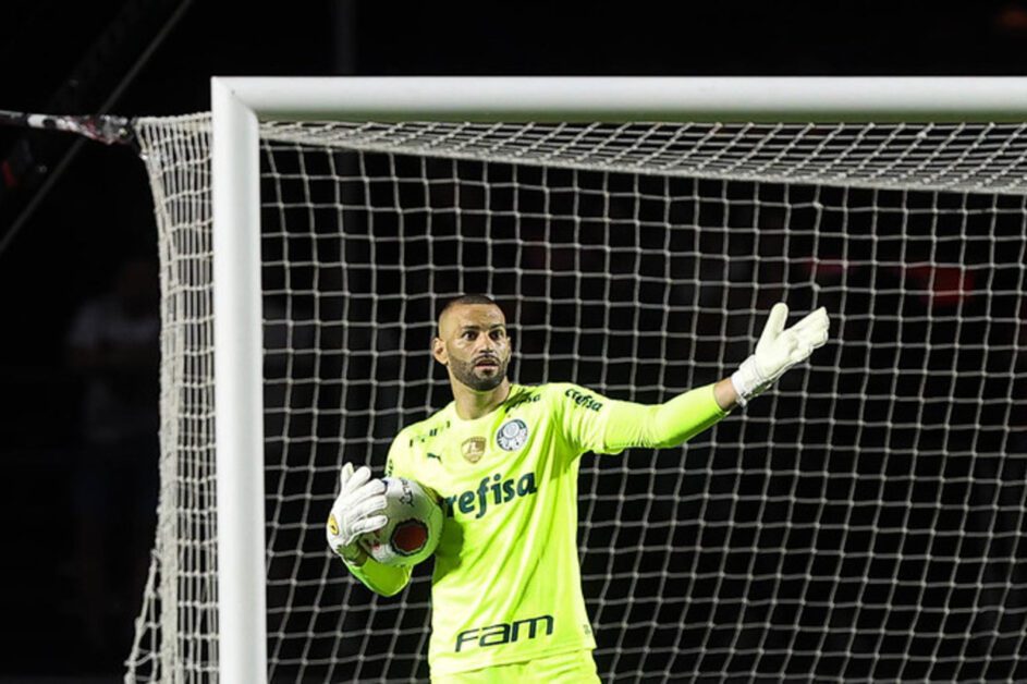 Weverton projeta duelo diferente contra o River, e fala da chegada de concorrência