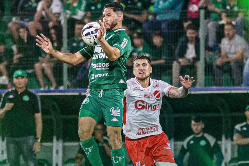 Chapecoense e Vila Nova empatam em duelo elétrico na Série B