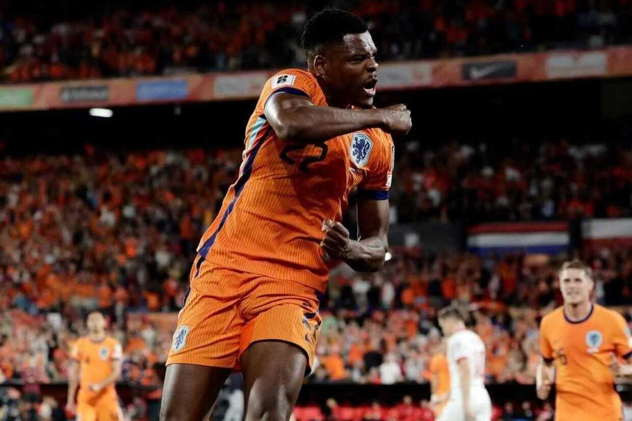 Holanda domina a Polônia, mas não define e sofre castigo no fim