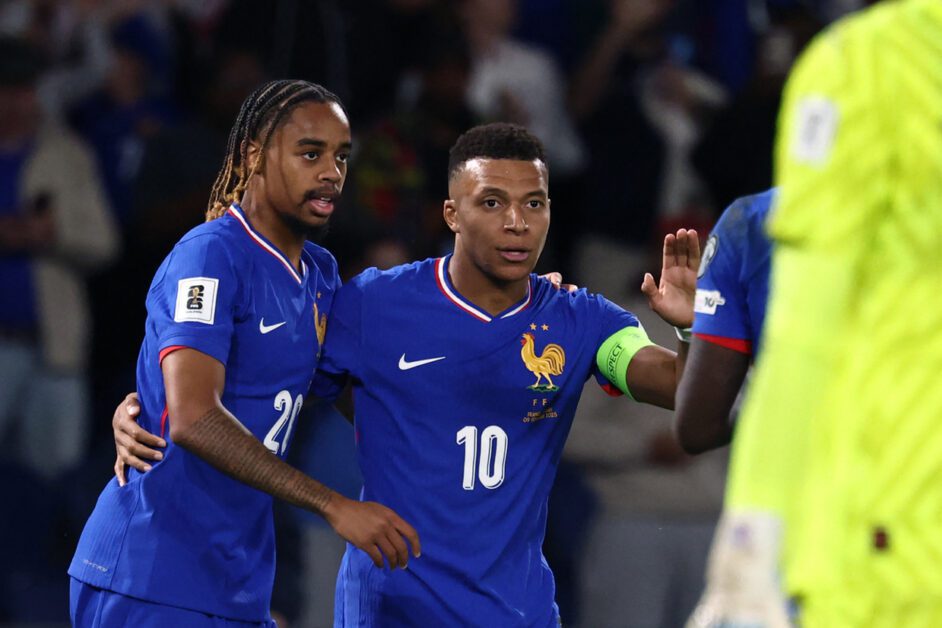 Islândia dá trabalho, mas França vence de virada em Paris