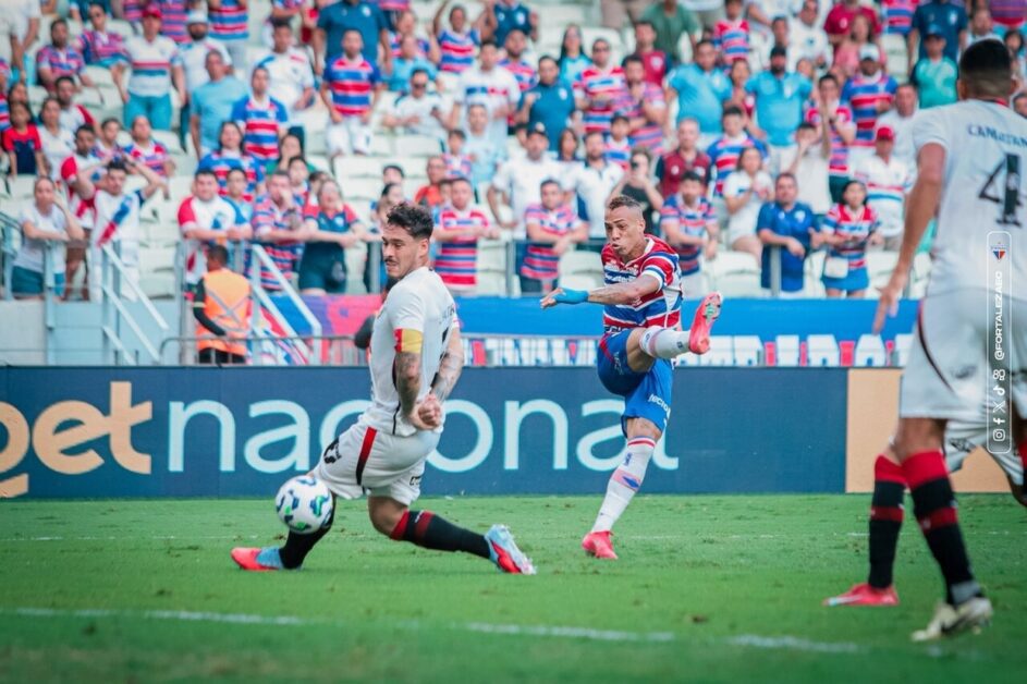 Na estreia de Palermo, Fortaleza vence o Vitória no Castelão